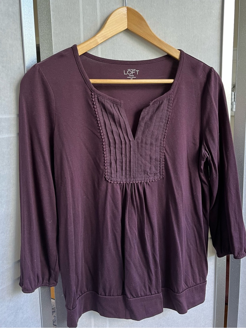 LOFT Petite Plum Pintuck Blouse 3/4 Sleeve Soft Knit Top Size MP
